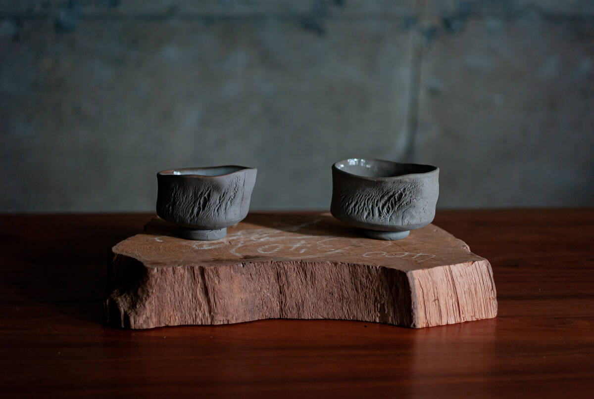 陶芸品 HAKUSAN 白山陶器 ほたる星華 透かしウォーターピッチャー＆ペア